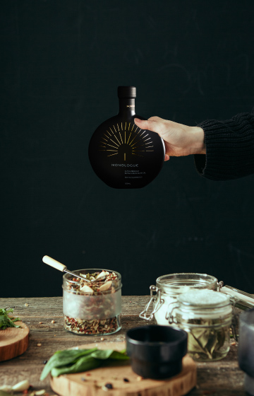 Monologue oil product package photo